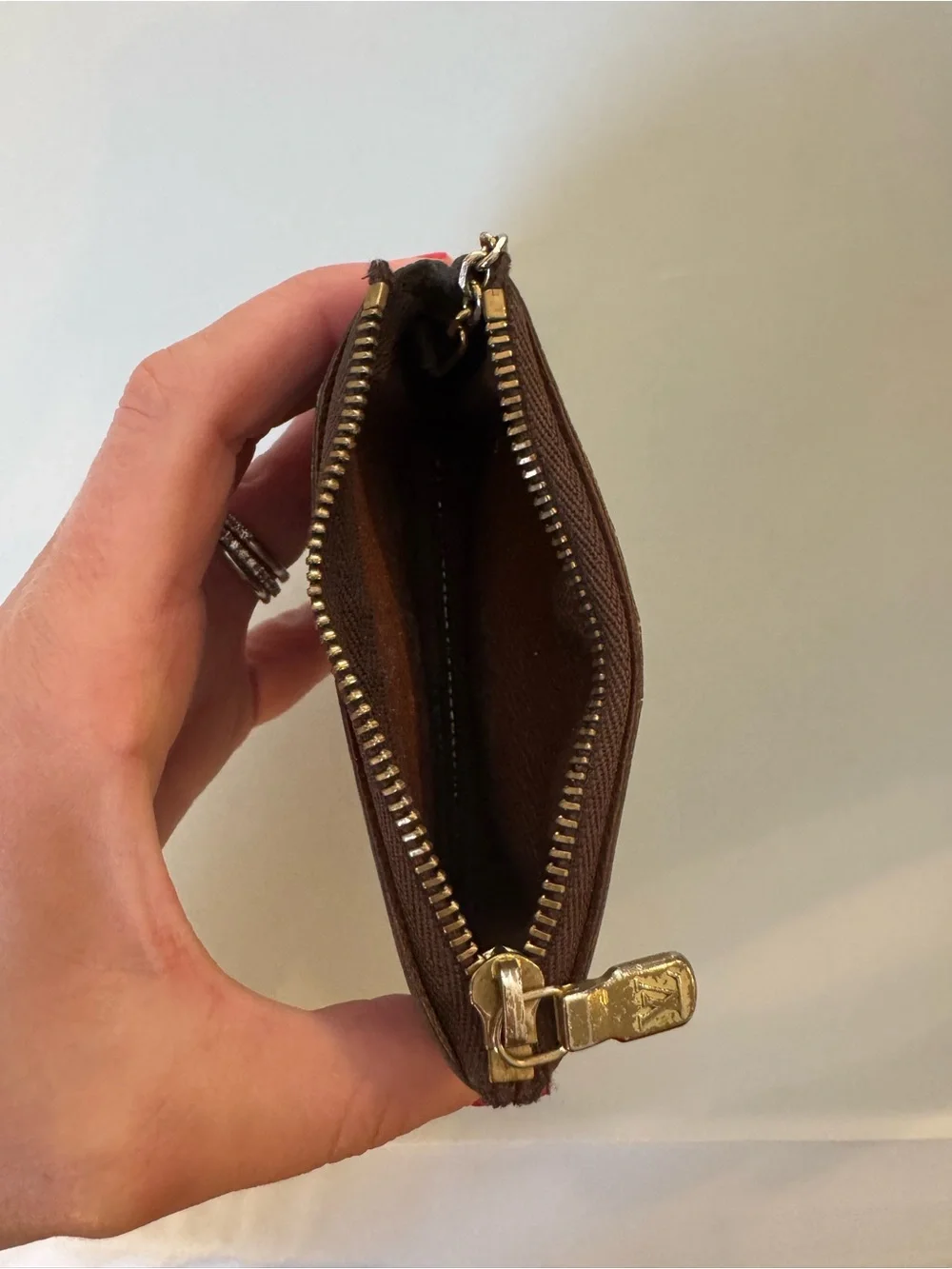 Louis Vuitton Key Pouch - Picture 3 of 4